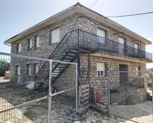 Vista exterior de Casa o xalet en venda en Anguita amb Terrassa i Balcó