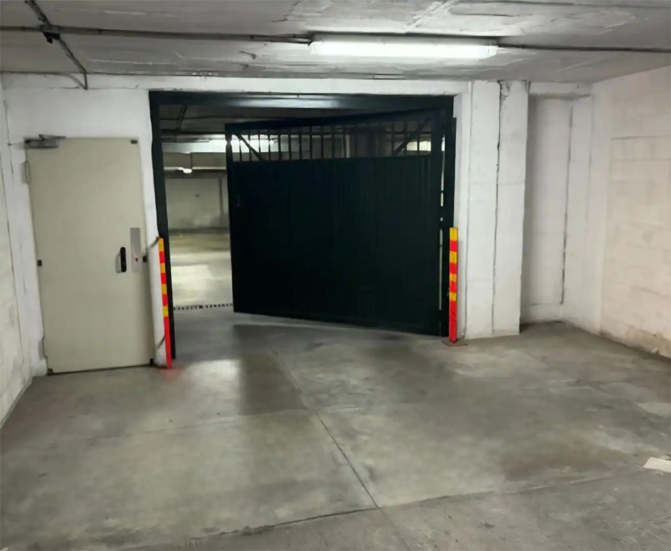 Garatge de lloguer a Calle Au23 Avenida Cristóbal Colo, 3, Jardines de Alhaurín - Huerta Alta - Fuensanguínea Aparcament de Garatge de lloguer en Alhaurín de la Torre