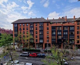 Exterior view of Flat for sale in  Madrid Capital  with Balcony