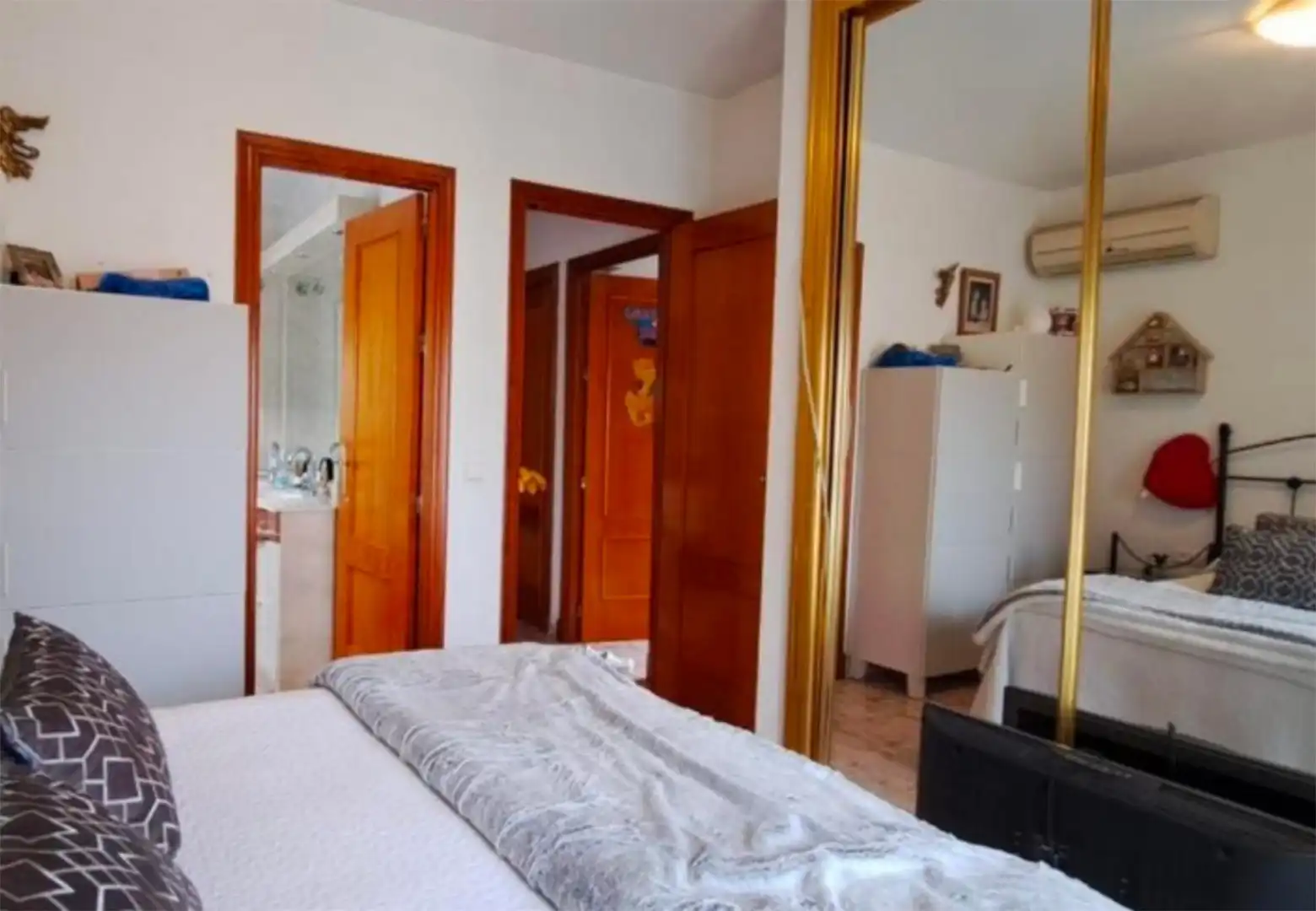 Bedroom of Houses for sale in Chiclana de la Frontera