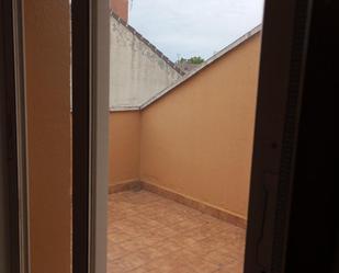 Balcony of Single-family semi-detached for sale in Ciudad Real Capital  with Air Conditioner, Terrace and Balcony