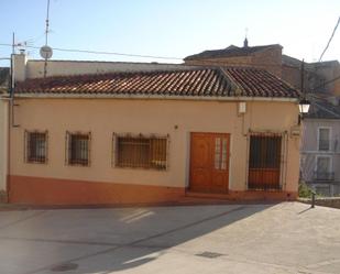 Vista exterior de Àtic en venda en Letur amb Balcó