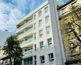 Vista exterior de Àtic en venda en Vigo  amb Terrassa