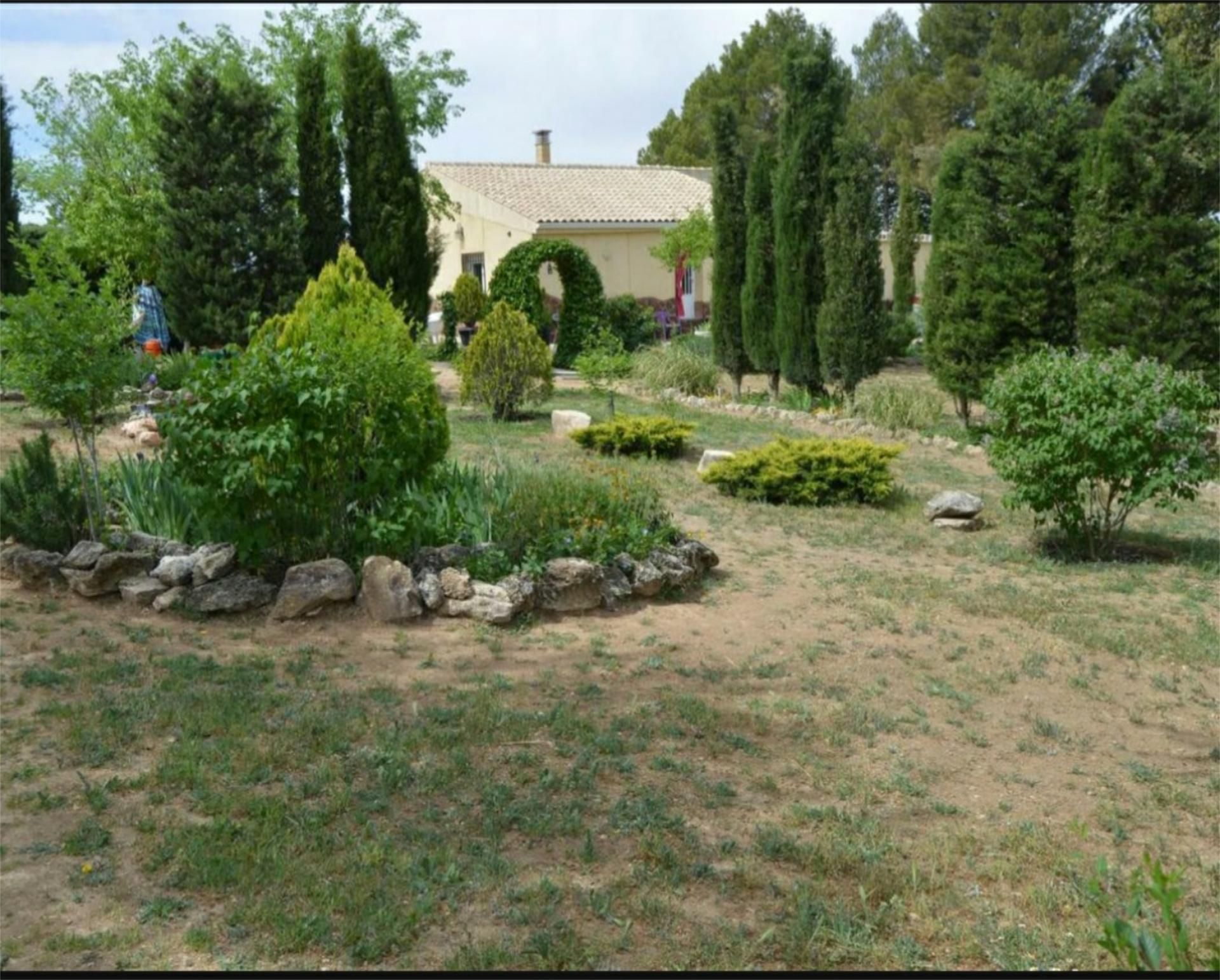 Garden of Planta baja for sale in Villar de Cañas  with Heating, Private garden and Storage room