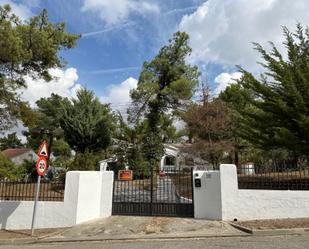 Vista exterior de Casa o xalet en venda en Marugán amb Terrassa