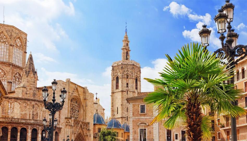 Flat for sale in Avinguda del Doctor Waksman, 75, En Corts - Doctor Waksman, Valencia - image 1 Photo 1 of Flat for sale in Avinguda del Doctor Waksman, 75, En Corts - Doctor Waksman, Valencia