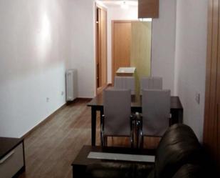 Menjador de Apartament de lloguer en Salamanca Capital amb Calefacció, Moblat i Rentadora