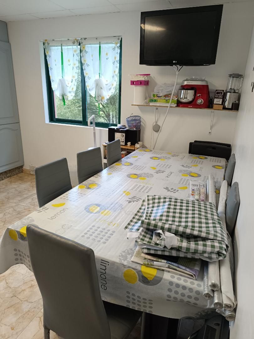 Cuina de Casa o xalet en venda en San Sadurniño amb Terrassa, Traster i Piscina