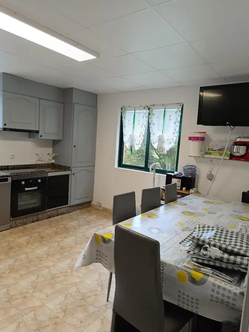 Cuina de Casa o xalet en venda en San Sadurniño amb Terrassa, Traster i Piscina