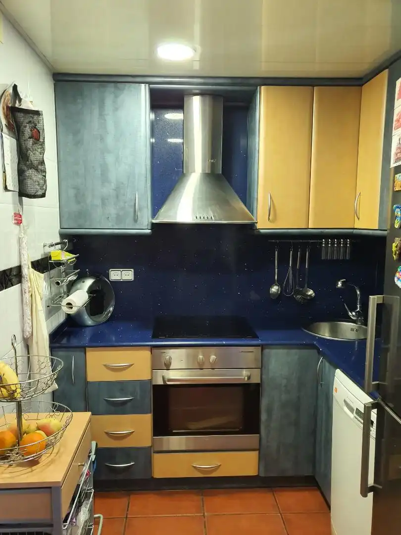 Wohnung zum Verkauf in Travessera de Collblanc, 81, Collblanc Küche von Wohnung zum Verkauf in L'Hospitalet de Llobregat mit Klimaanlage
