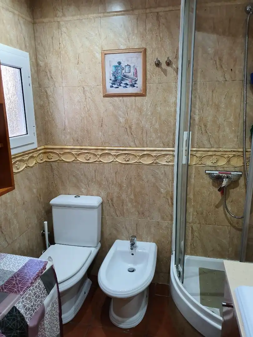 Wohnung zum Verkauf in Travessera de Collblanc, 81, Collblanc Badezimmer von Wohnung zum Verkauf in L'Hospitalet de Llobregat mit Klimaanlage