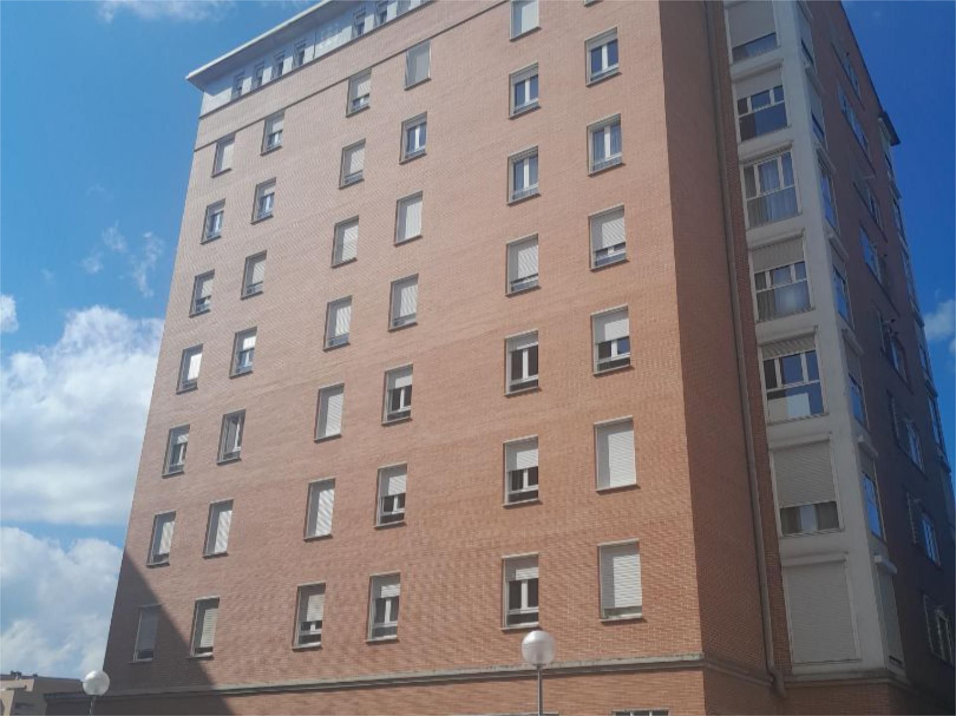 Exterior view of Flat for sale in  Pamplona / Iruña  with Terrace and Balcony