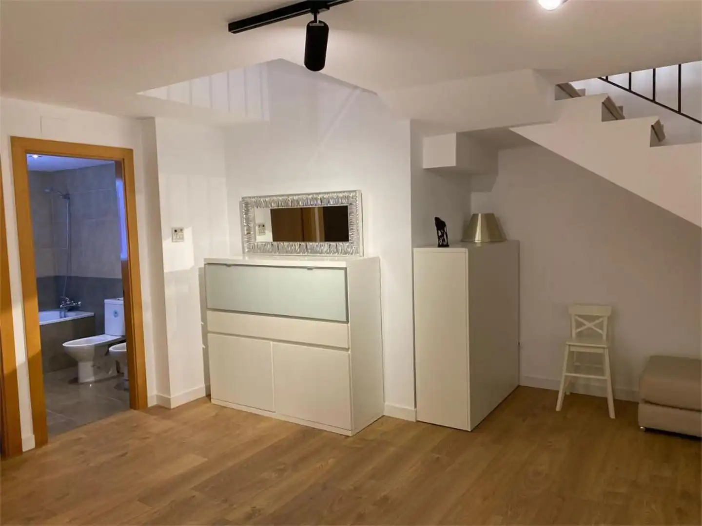 Maisonette zur Miete in Alella mit Klimaanlage, Heizung und Parkett