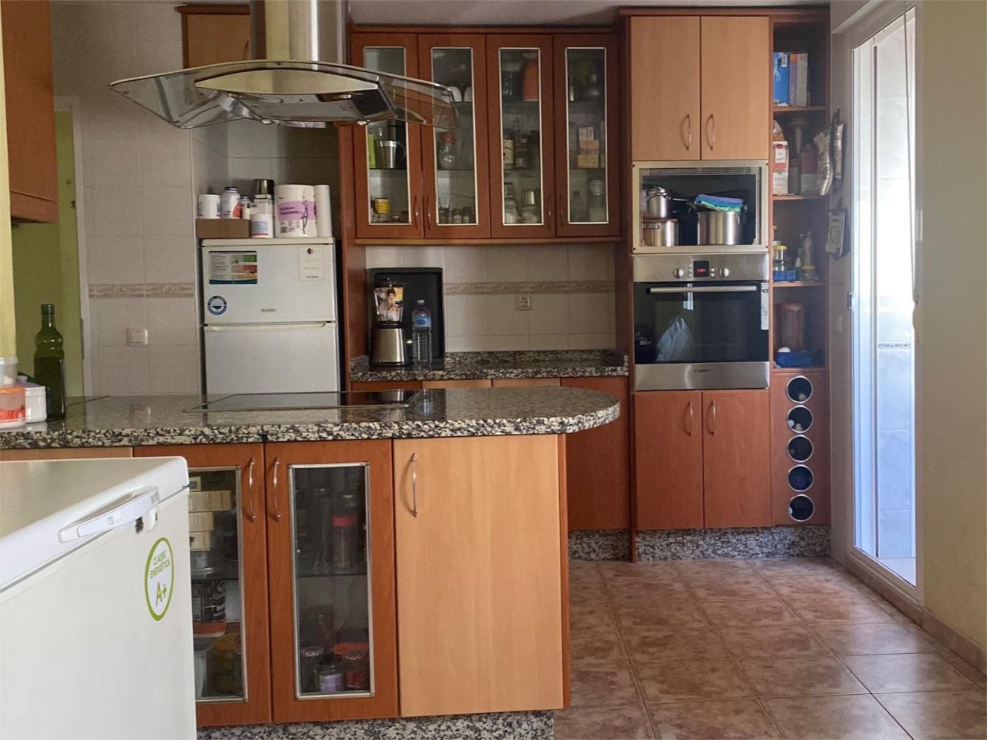 Cuina de Pis en venda en Mérida amb Aire condicionat, Aparcament comunitari i Balcó