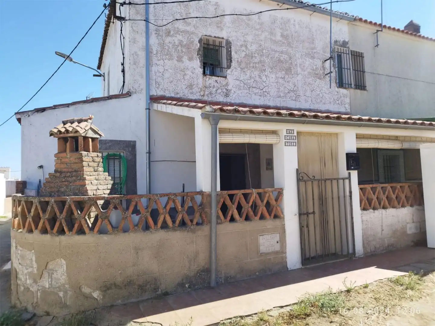 Pis en venda a Barrìo Jareque, 42, Estación Arroyo Malpartida Vista exterior de Pis en venda en Cáceres Capital amb Aire condicionat