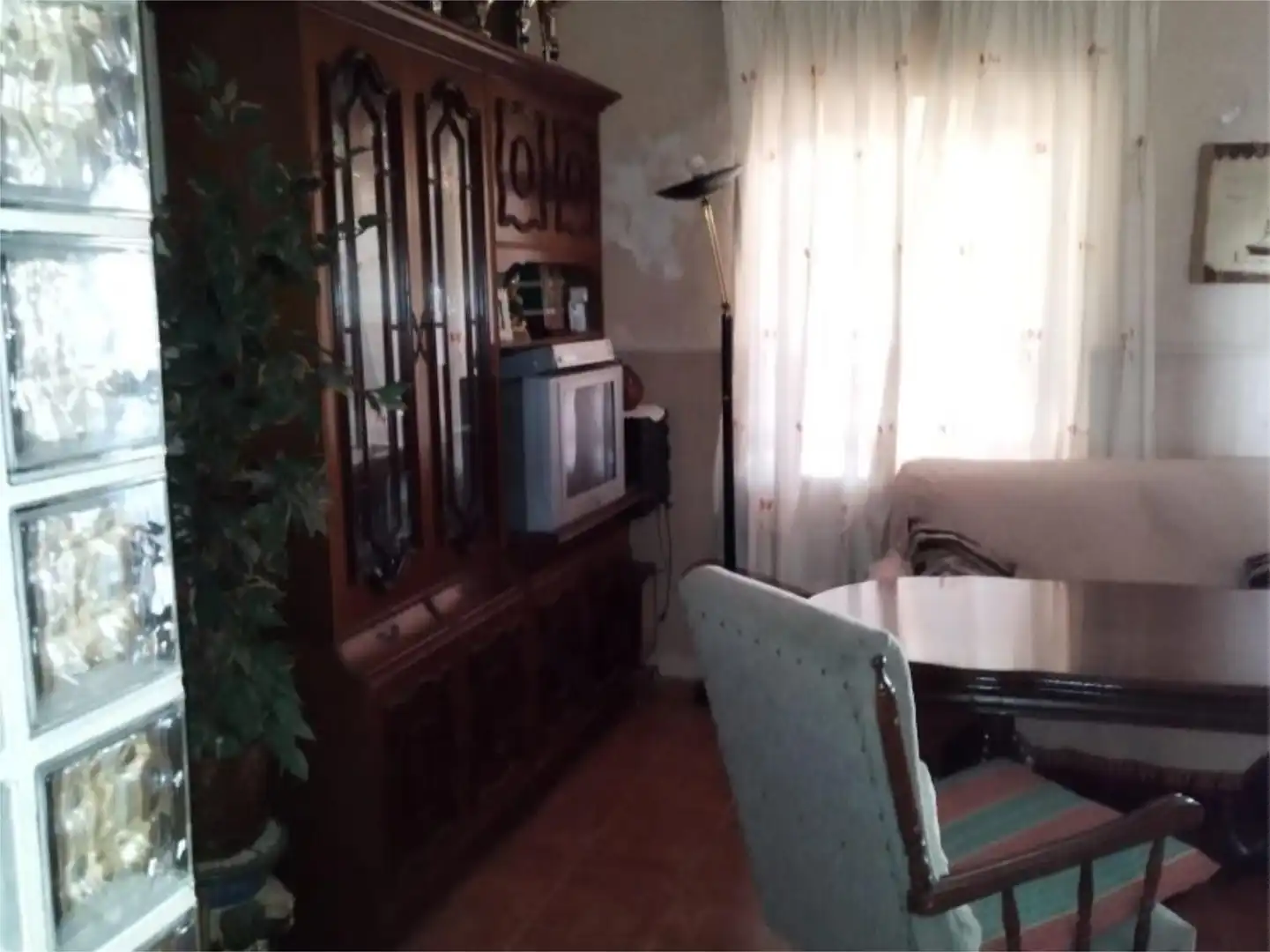 Pis en venda a Barrìo Jareque, 42, Estación Arroyo Malpartida Sala d'estar de Pis en venda en Cáceres Capital amb Aire condicionat