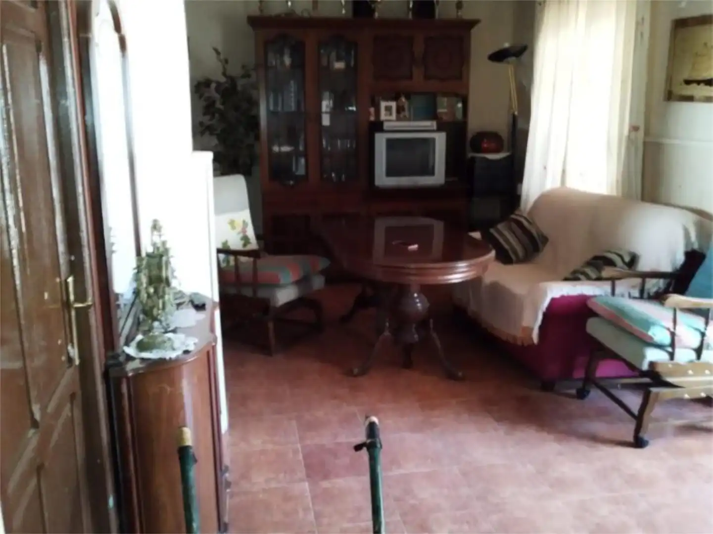 Pis en venda a Barrìo Jareque, 42, Estación Arroyo Malpartida Sala d'estar de Pis en venda en Cáceres Capital amb Aire condicionat