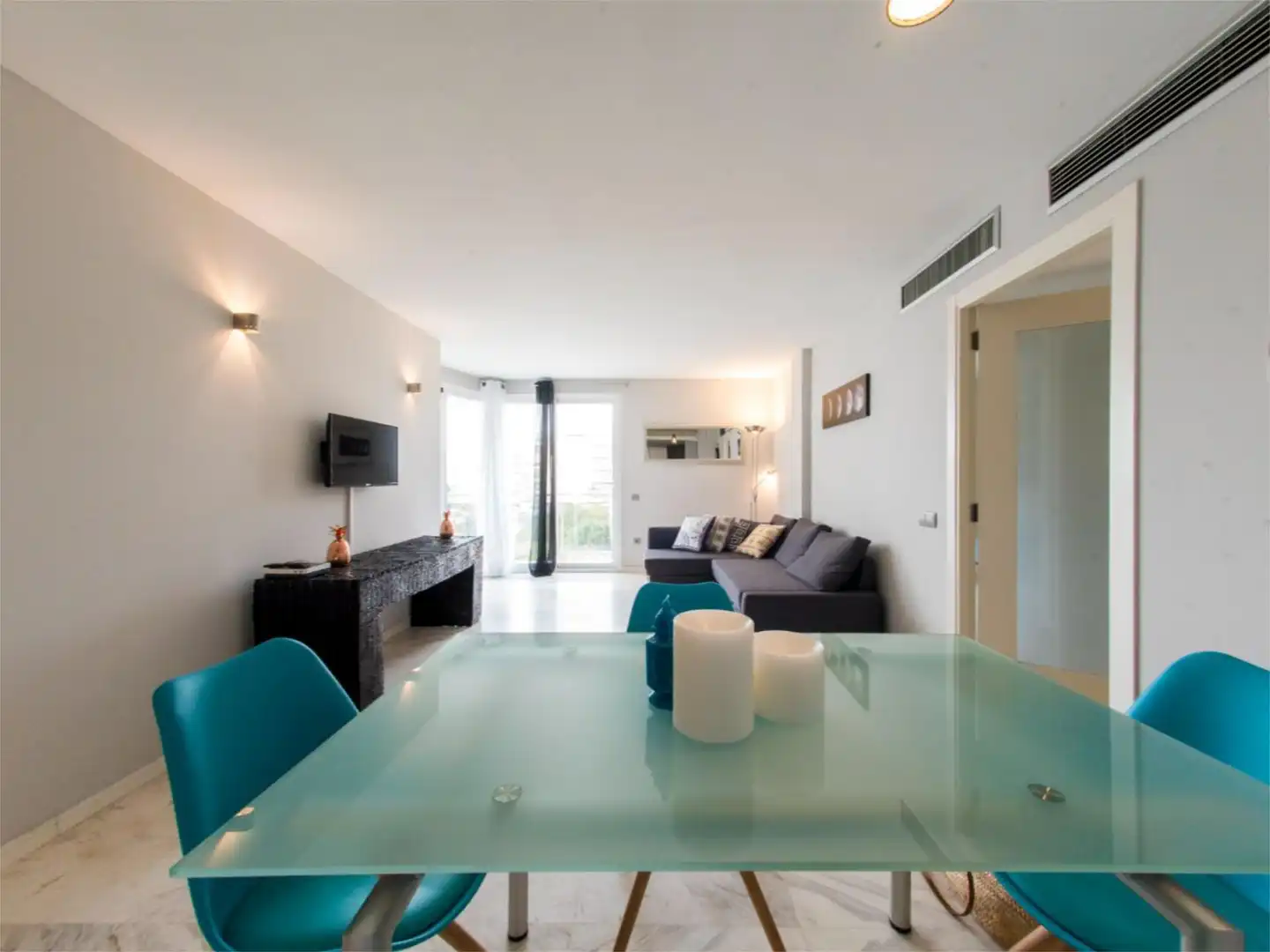 Flat for rent in Carrer Poblat Butà, 50, Port d'Alcúdia - Platja d'Alcúdia Living room of Flat for rent in Alcúdia with Air Conditioner, Heating and Furnished