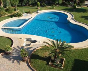 Piscina de Casa o xalet de lloguer en Guaro