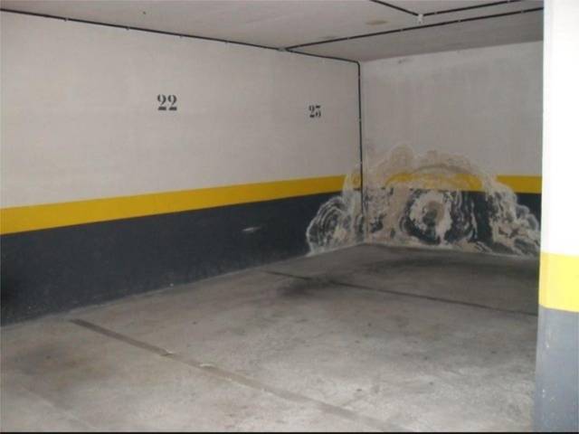 Garaje en Venta en Calle Merindad de Sangüesa, 7 en Burlada / Burlata