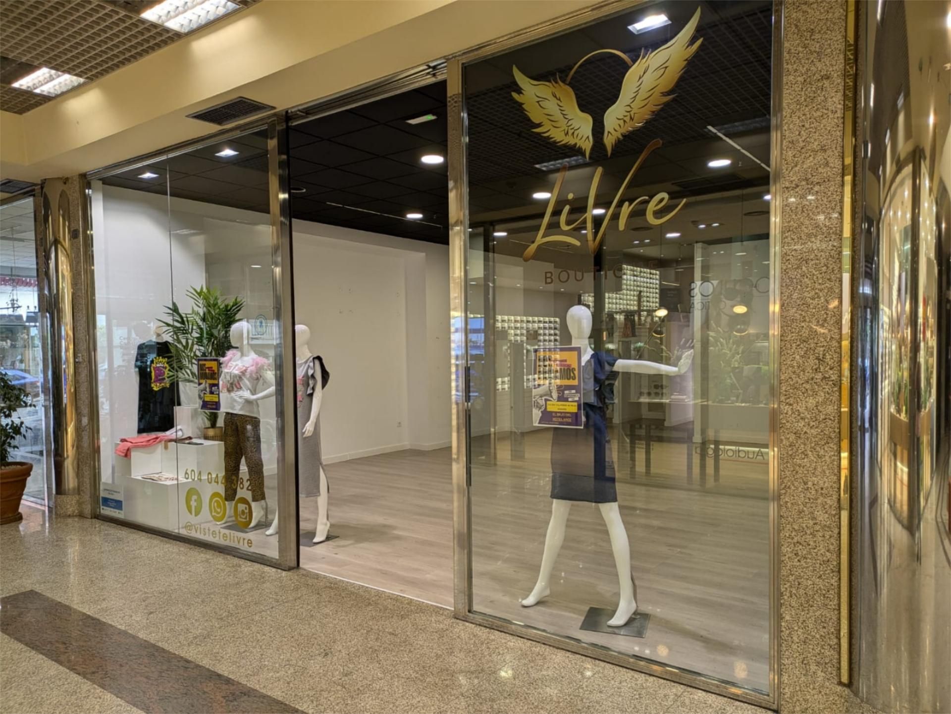 Premises to rent in Nigrán  with Parquet flooring