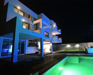 Vista exterior de Casa o xalet en venda en Vícar amb Aire condicionat, Terrassa i Piscina