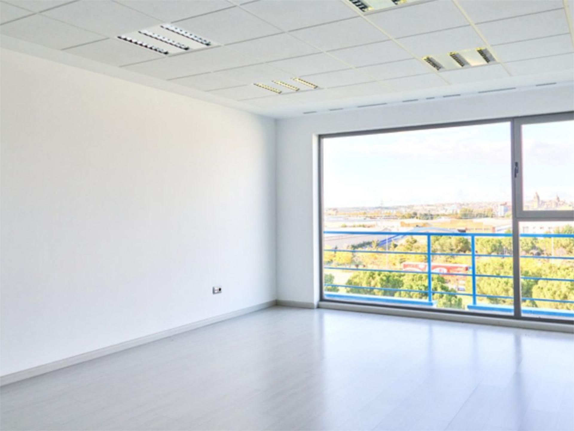 Büro miete in Carbajosa de la Sagrada
