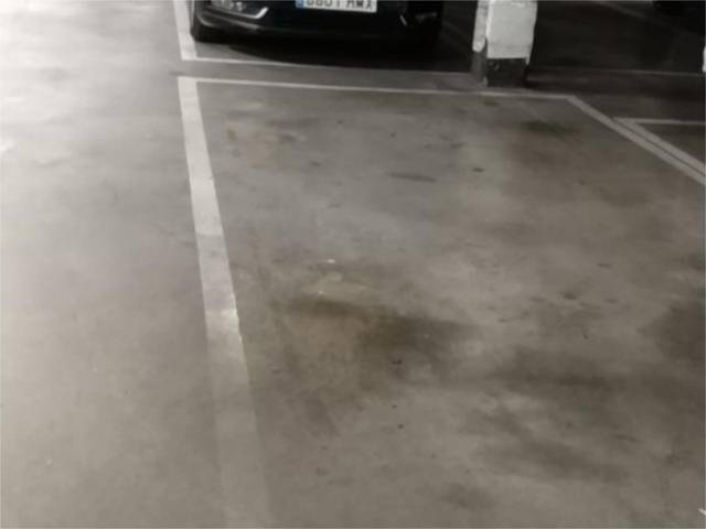 Garaje en Alquiler en Calle de la Generosidad, 19 en Los Rosales