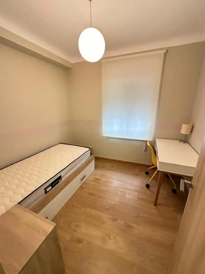 Dormitori de Pis de lloguer en Torrevieja amb Aire condicionat, Calefacció i Parquet