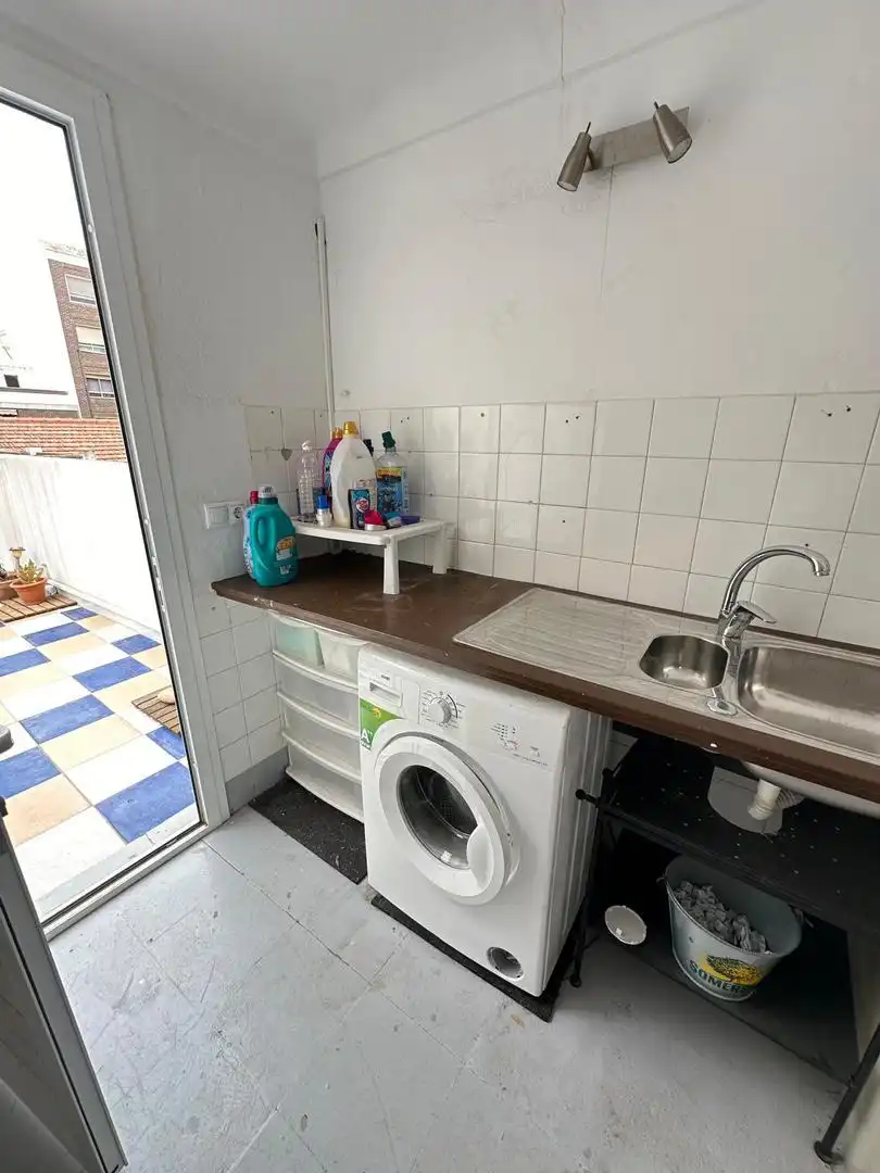 Cuina de Pis de lloguer en Torrevieja amb Aire condicionat, Calefacció i Parquet