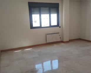 Sala d'estar de Apartament de lloguer en  Zaragoza Capital