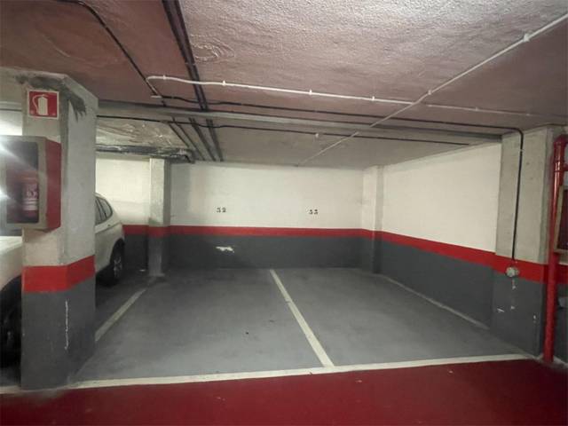 Garaje en Alquiler en Avenida de Sancho el Fuerte, 61 en Iturrama