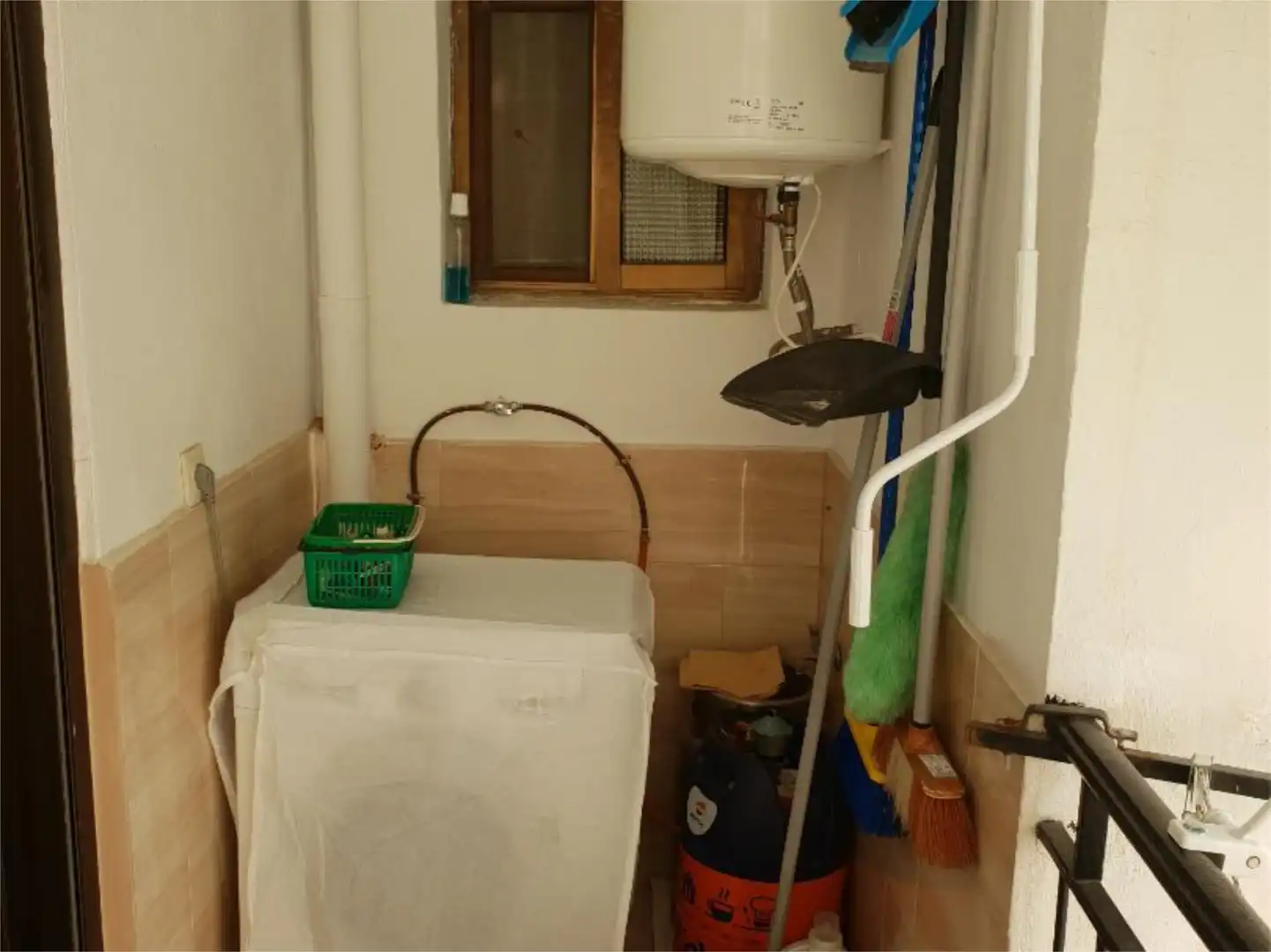 Flat for rent in Carrer de Gabriel Miro, 12, Campello Playa Flat for rent in El Campello with Air Conditioner and Balcony