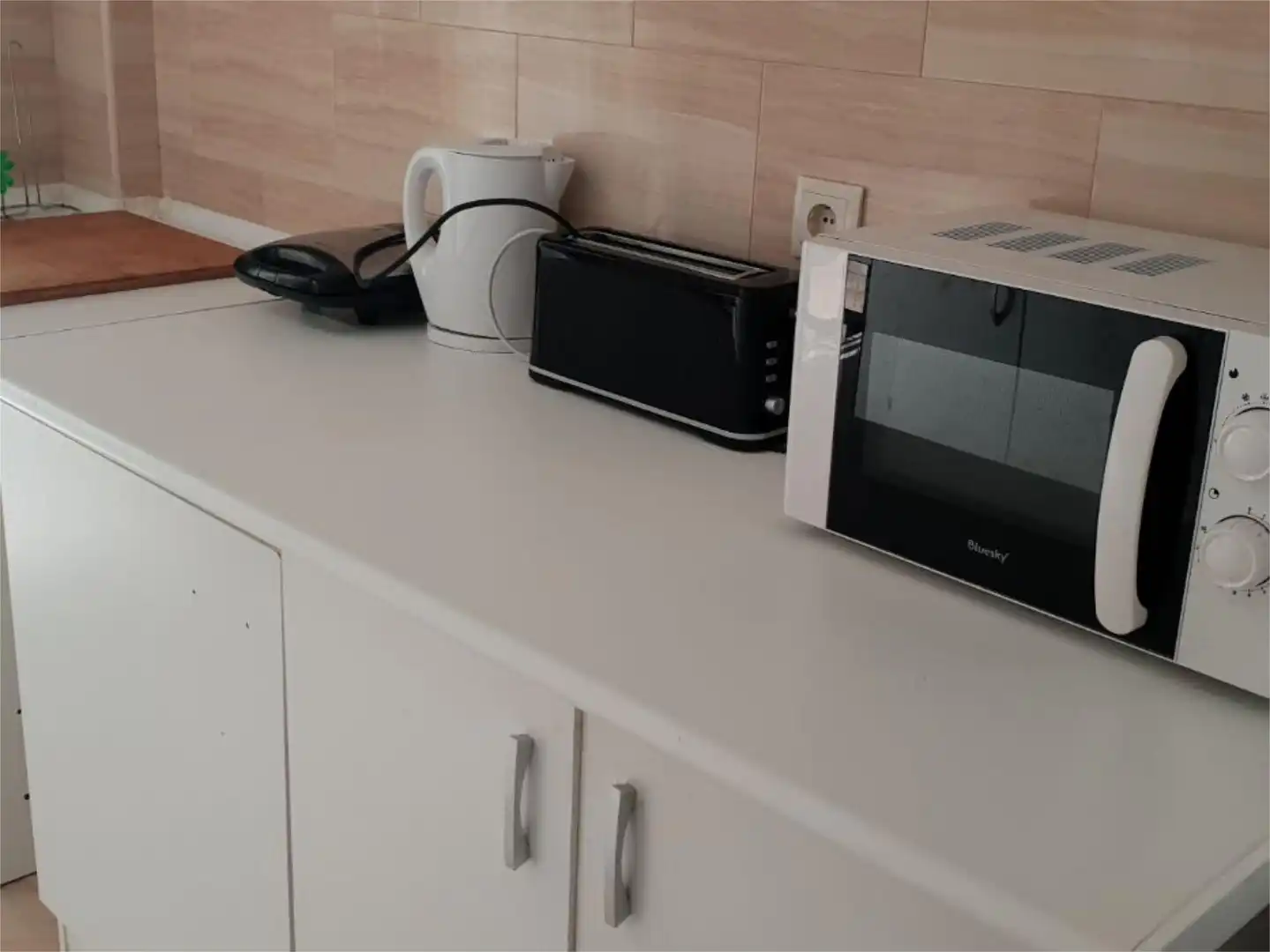 Flat for rent in Carrer de Gabriel Miro, 12, Campello Playa Kitchen of Flat for rent in El Campello with Air Conditioner and Balcony