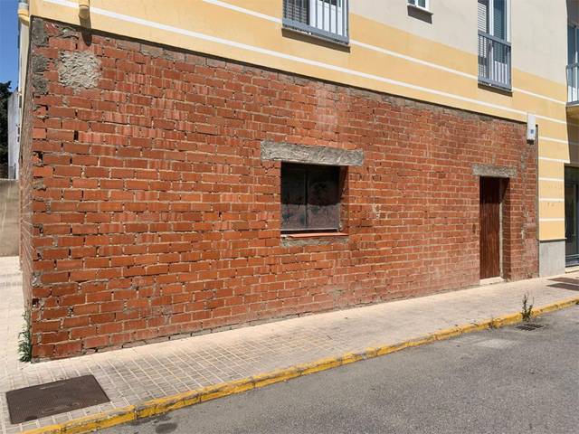 Local comercial en Alquiler en Calle Francisco Pizarro, 21 en Trujillo