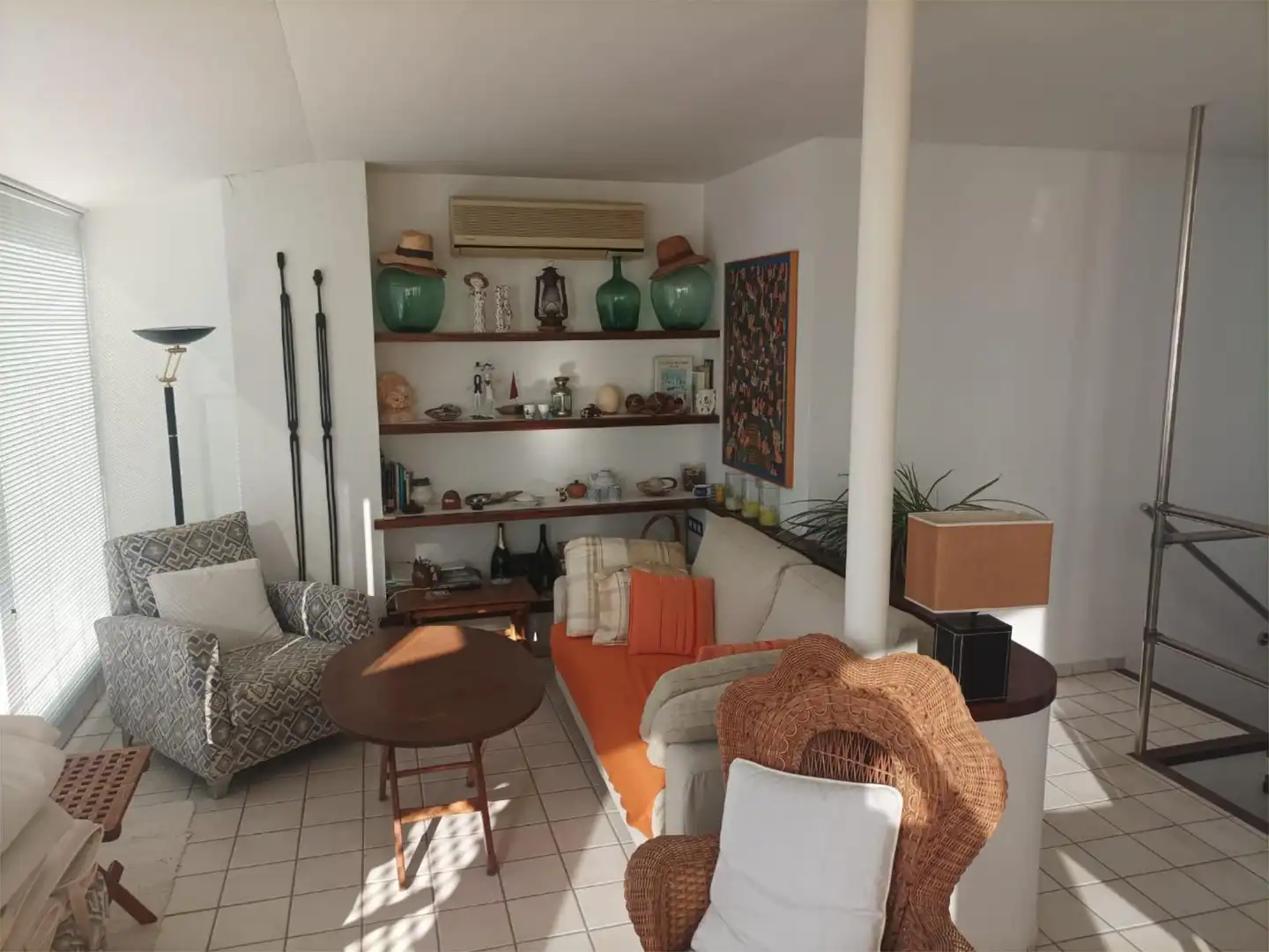 Dúplex en venda a Carrer les Sorres, 13, Can Nicolau - Les Sorres - Valparaiso Sala d'estar de Dúplex en venda en Cunit amb Aire condicionat, Terrassa i Traster
