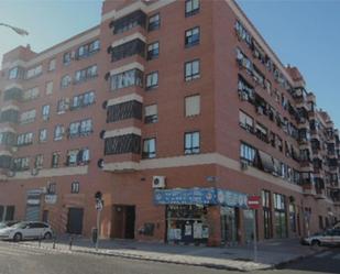 Exterior view of Flat for sale in Fuenlabrada  with Swimming Pool