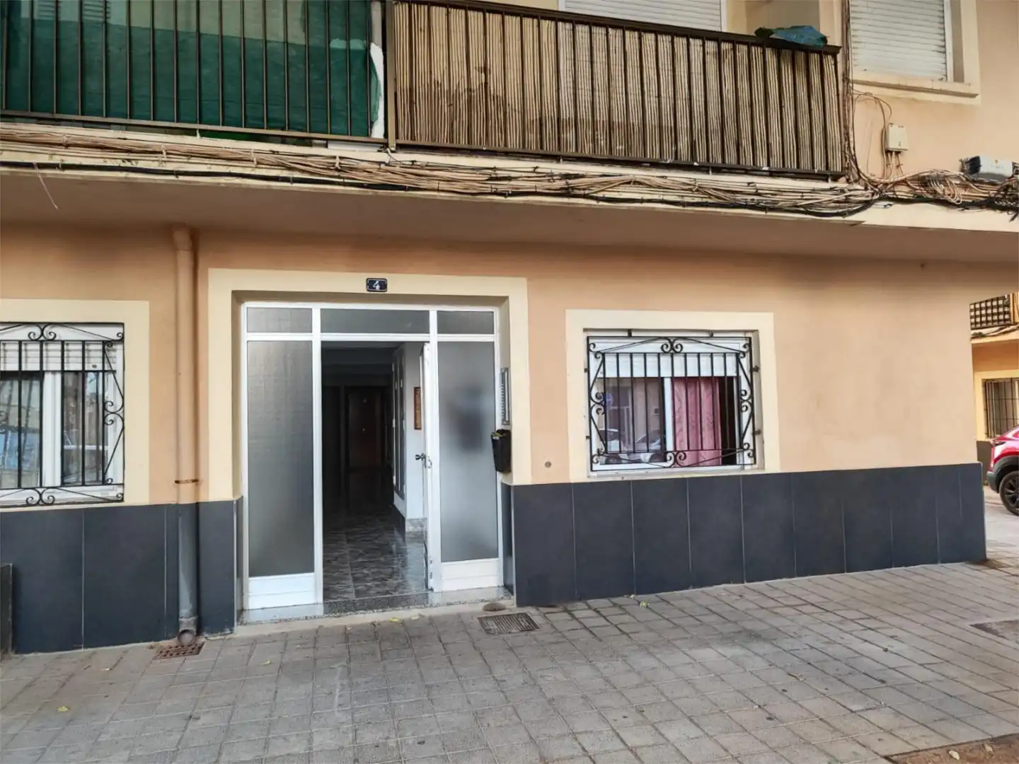 Außenansicht von Wohnung zum Verkauf in Torredembarra mit Klimaanlage