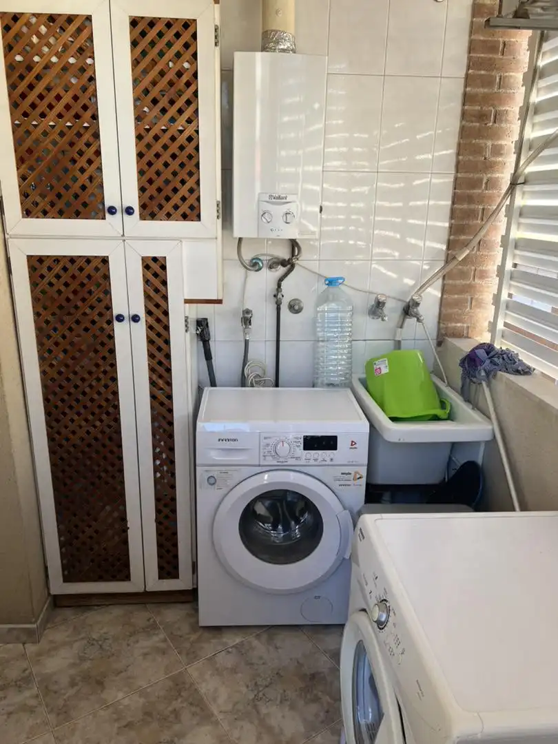 Flat for rent in Avinguda de l'Alcora, 26, Estación - Universidad Bathroom of Flat for rent in Castellón de la Plana / Castelló de la Plana with Air Conditioner, Heating and Furnished