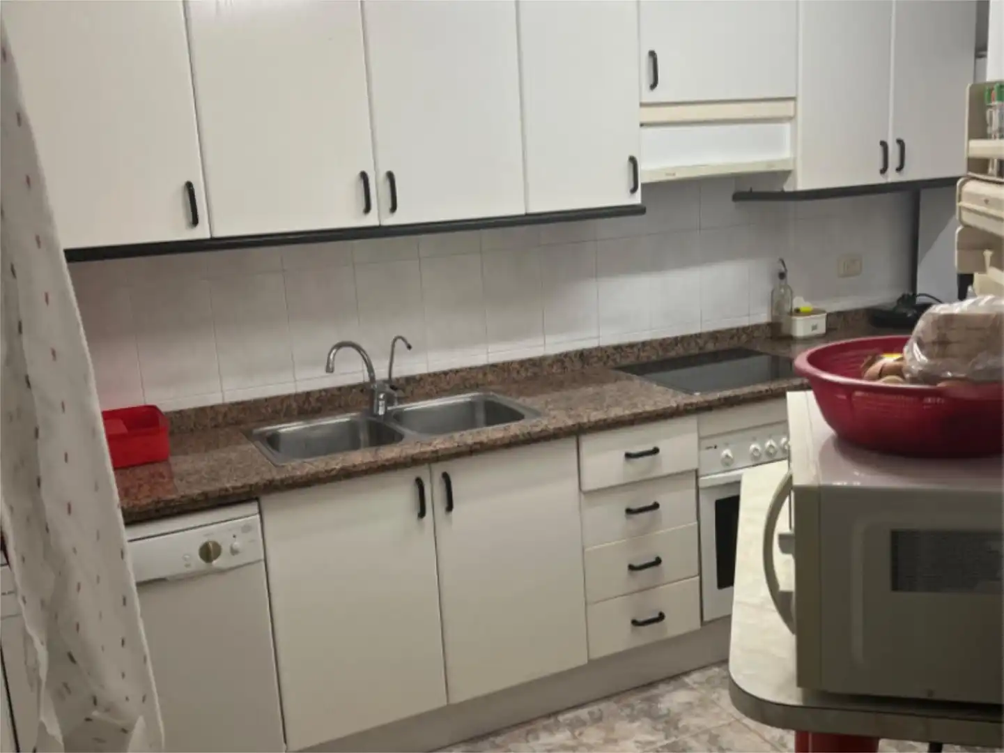 Flat for rent in Avinguda de l'Alcora, 26, Estación - Universidad Kitchen of Flat for rent in Castellón de la Plana / Castelló de la Plana with Air Conditioner, Heating and Furnished
