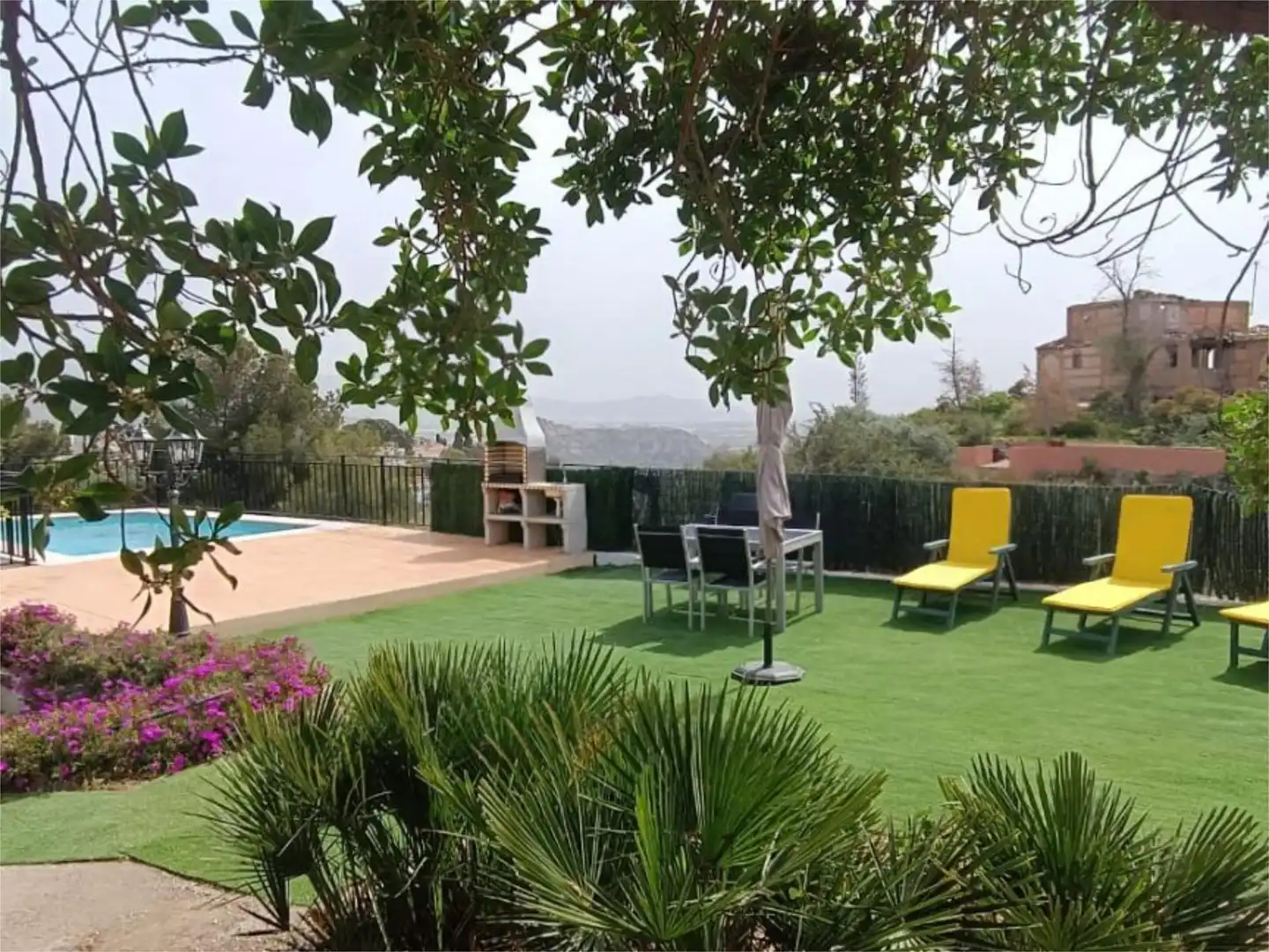 Casa o xalet en venda a Calle Algarrobina, 1019, Monte los Almendros - El Pargo - Costa Aguilera Jardí de Casa o xalet en venda en Salobreña amb Aire condicionat, Calefacció i Jardí privat
