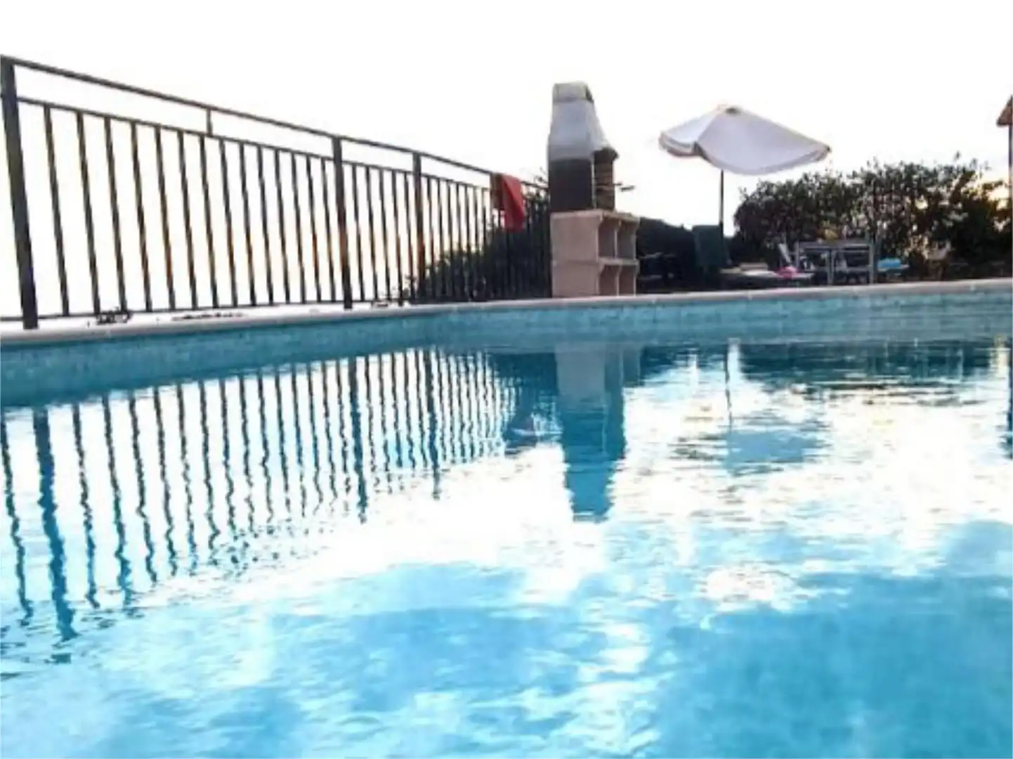 Casa o xalet en venda a Calle Algarrobina, 1019, Monte los Almendros - El Pargo - Costa Aguilera Piscina de Casa o xalet en venda en Salobreña amb Aire condicionat, Calefacció i Jardí privat