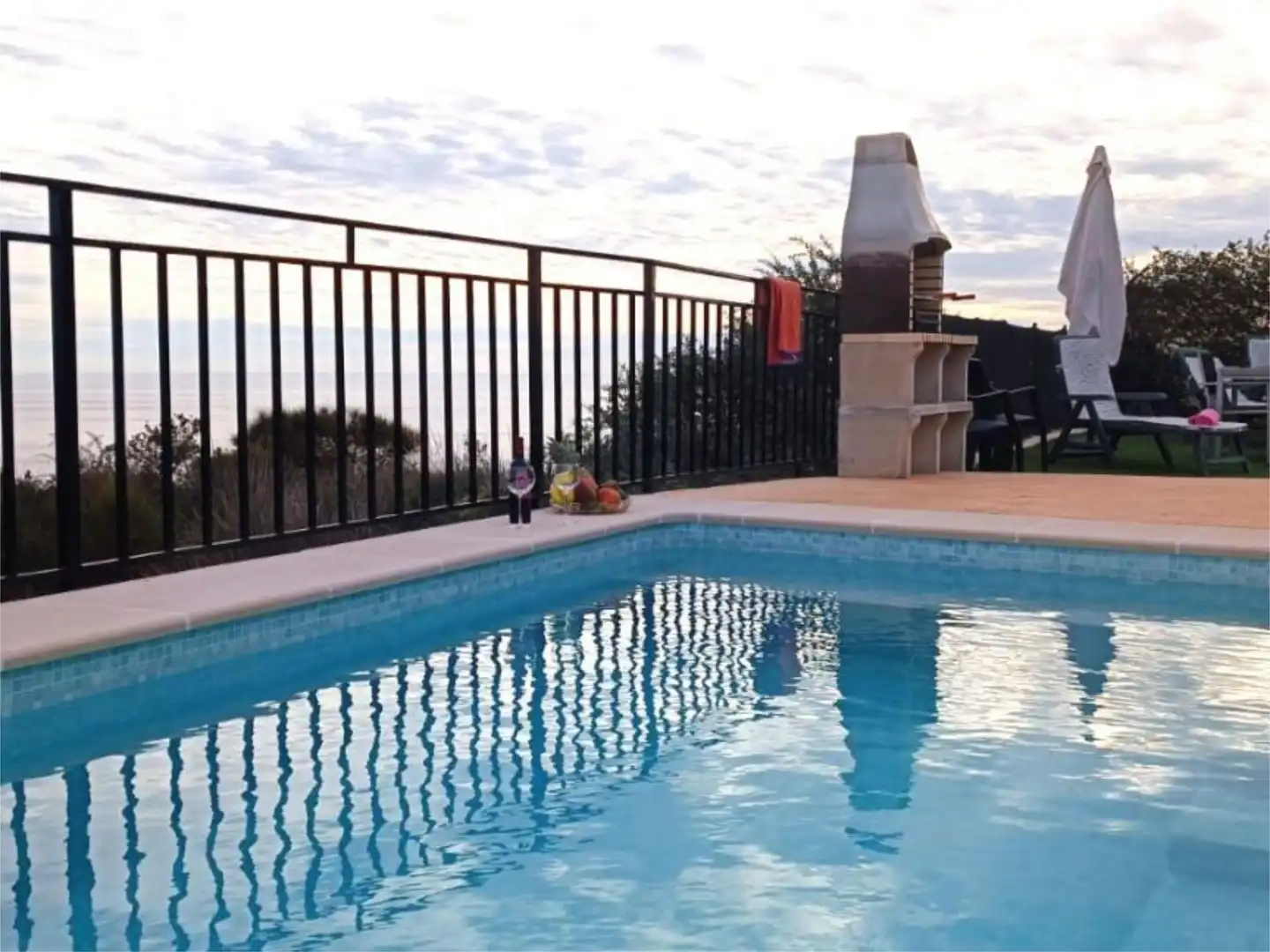 Casa o xalet en venda a Calle Algarrobina, 1019, Monte los Almendros - El Pargo - Costa Aguilera Piscina de Casa o xalet en venda en Salobreña amb Aire condicionat, Calefacció i Jardí privat