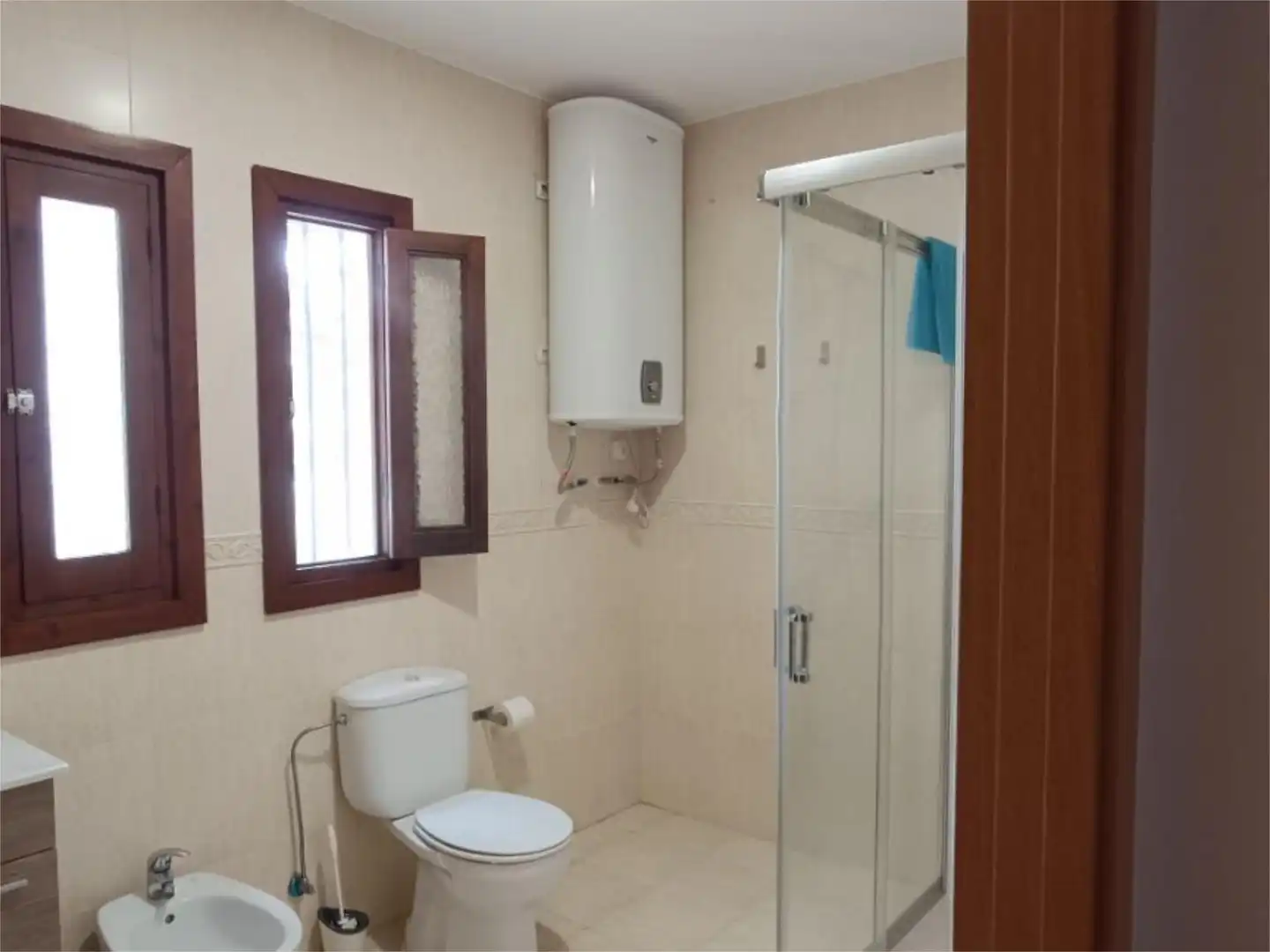 Casa o xalet en venda a Calle Algarrobina, 1019, Monte los Almendros - El Pargo - Costa Aguilera Bany de Casa o xalet en venda en Salobreña amb Aire condicionat, Calefacció i Jardí privat