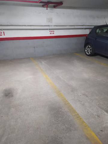 Garaje en Venta en Calle Joaquín Sorolla, 77 en La Plata