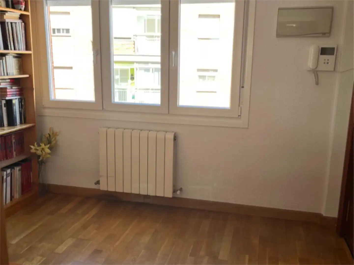 Pis en venda a Calle de la Verbena, 10, Vadillos Dormitori de Pis en venda en Valladolid amb Calefacció, Parquet i Terrassa