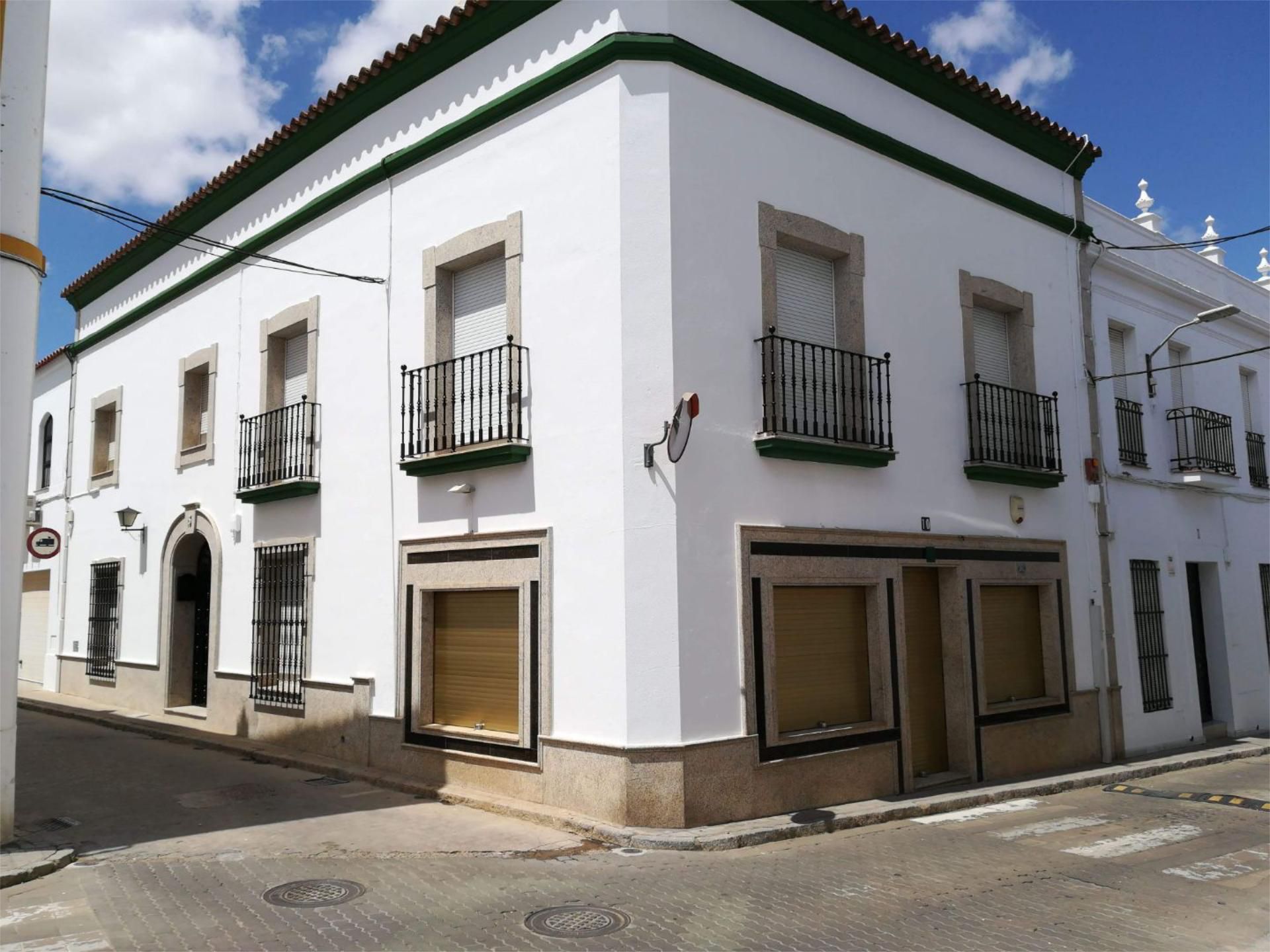 Exterior view of Single-family semi-detached for sale in Los Santos de Maimona  with Air Conditioner, Heating and Terrace