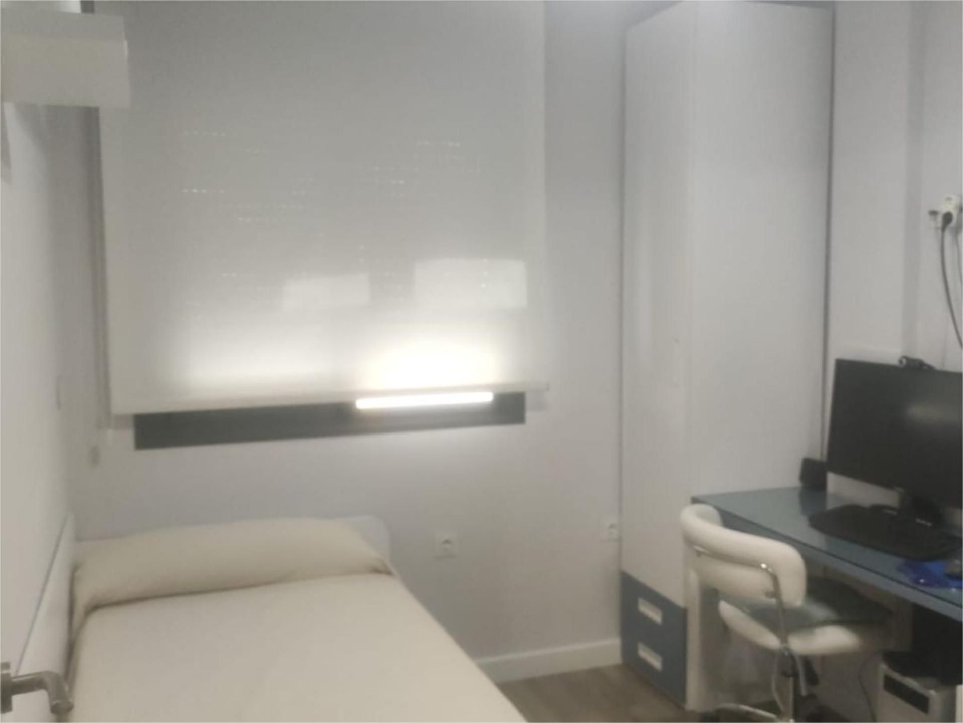 Flat to share in Calle del Bierzo, 24, El Real