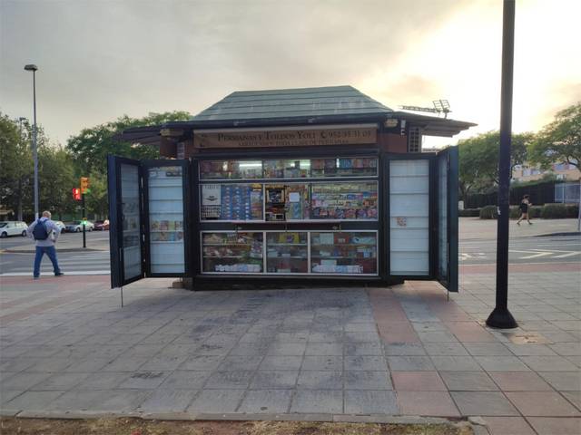 Local comercial en Venta en Calle Navarro Ledesma, 164 en El Cónsul - Ciudad Universitaria - El Romeral