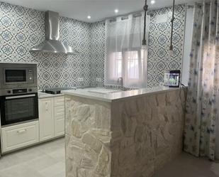 Kitchen of Single-family semi-detached for sale in Alcalá del Río  with Air Conditioner, Terrace and Balcony